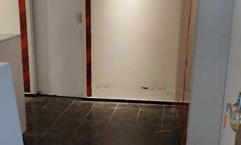 Imagem 7: Loja comercial com 50m² incluindo mezanino na Enseada do Sua