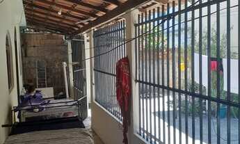 Imagem 1: Casa para venda com 206 metros quadrados com 3 quartos em Maria Ortiz - Vitória - ES