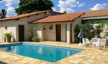 Imagem: Ampla casa residencial/comercial à venda