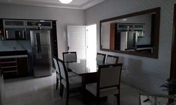 Imagem 4: RESIDÊNCIA IMPECÁVEL COM ÓTIMA LOCALIZAÇÃO