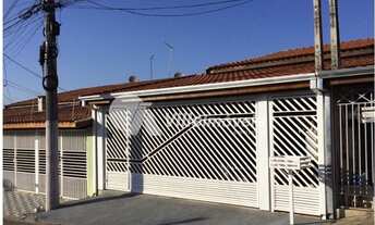 Imagem 3: Casa com 2 dormitórios à venda, 67 m² por R$ 275.000,00 - Vila Das Flores - São José dos C