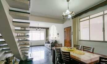 Imagem 4: Casa Espaçosa Casa com 4 dormitórios