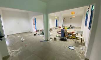 Imagem 4: Casa Comercial à venda com 8 salas ( excelente oportunidade