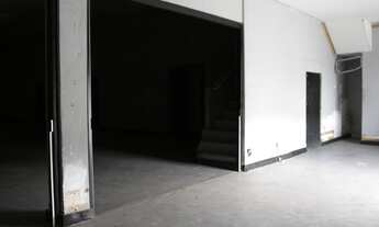 Imagem 4: Galpão com 796 m2 de área construída, com 500m2 de vão livre, pé direito duplo à venda, Gl