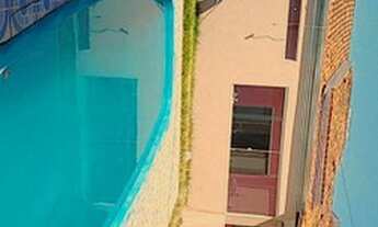 Imagem: Casa com piscina