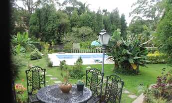 Imagem: CASA TÉRREA COM PISCINA - CONDOMÍNIO MONTE