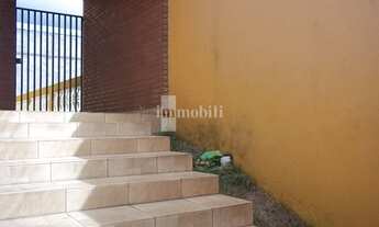 Imagem 3: Casa em bairro tranquilo, com 3 dormitórios e 1 suíte