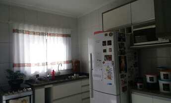 Imagem 3: Pindamonhangaba - Casa Padrão - Ipê I