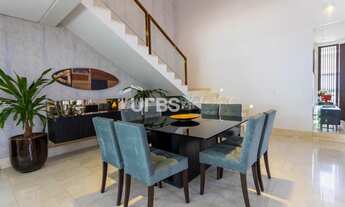 Imagem 4: Casa de condomínio sobrado para venda tem 1341 metros quadrados com 4 quartos