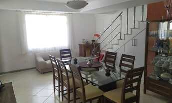 Imagem 4: Casa em lote inteiro no Grã Duquesa