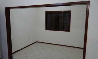 Imagem 6: Casa com 3 dormitórios para alugar no bairro Atiradores em Joinville/SC