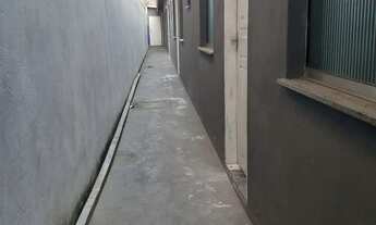 Imagem 2: ALUGA-SE CASA Casa com 1 dormitório