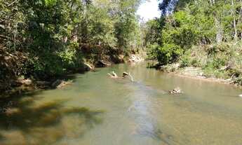 Imagem 3: Fazenda/Sítio/Chácara para venda tem 2500 metros quadrados com 1 quarto