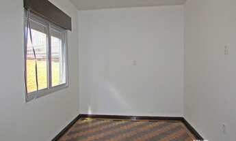 Imagem 6: PORTO ALEGRE - Casa Padrão - Sarandi