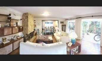 Imagem 5: Casa com quintal edicula e Elevador