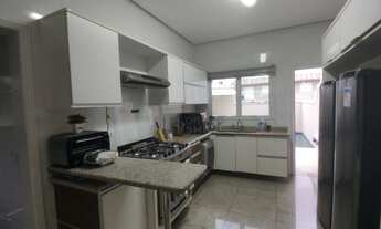 Imagem 6: Casa de Condomínio com 4 suítes à venda na Praia da Enseada Brunella - Guarujá/SP