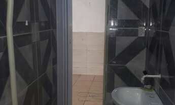 Imagem 7: Excelente Oportunidade para quem quer investir Casa de Esquina..