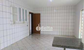 Imagem 2: Casa com 3 dormitórios à venda, 180 m² por R$ 600.000,00 - Santa Mônica - Uberlândia/MG