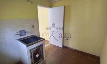 Imagem 7: Casa e Edícula - Jardim Satélite - 3 Dormitórios - 200m². Menor preço da região!!!