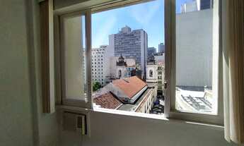 Imagem 6: Apartamento para venda possui 35 metros quadrados com 1 quarto em Centro - Rio de Janeiro