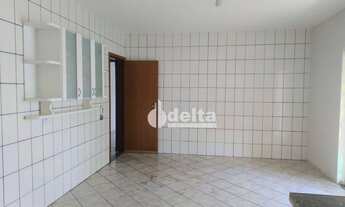 Imagem 5: Casa com 3 dormitórios à venda, 180 m² por R$ 600.000,00 - Santa Mônica - Uberlândia/MG