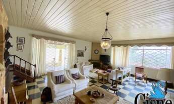 Imagem 2: Casa 5 Dormitórios sendo 4 suítes no Condomínio Parque das Vertentes, em Serra Negra SP