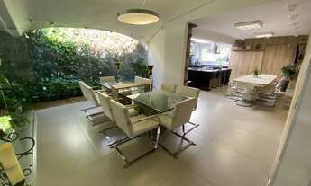 Imagem: Linda casa à venda com 482 m², 4 suites