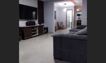 Imagem 5: VENDO CASA COM PISCINA