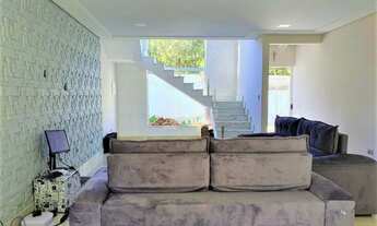 Imagem 4: Casa em residencial com excelente localização na Granja Viana!!!