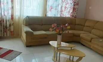 Imagem 6: Casa com piscina