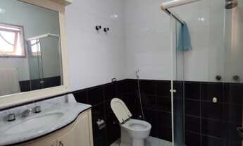 Imagem 5: Casa de condomínio sobrado para aluguel e venda tem 600 metros quadrados com 5 quartos