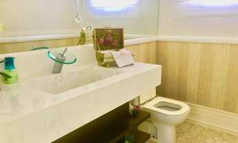 Imagem 7: Casa no condomínio Moinho de Vento para venda tem 600 metros quadrados com 5 quartos