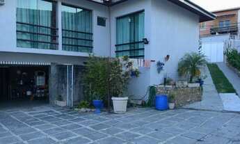 Imagem 5: Casa duplex para venda possui 289 metros quadrados com 3 quartos em Jardim Guanabara