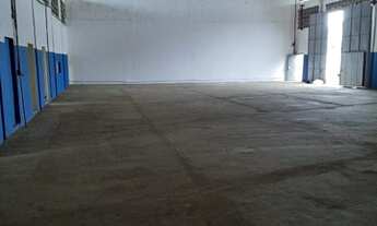 Imagem 2: GALPÃO 1.500 M2 OU 750 M2, TODO MURADO, SANITÁRIOS, ESCRITÓRIO, em Pirajá - Salvador - BA