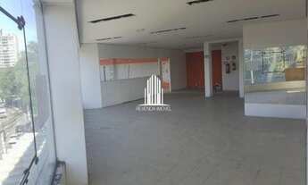 Imagem 5: Prédio comercial com 8 banheiros e 30 vaga de garagem. No bairro do Morumbi