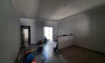 Imagem 2: Casa a venda no Pq Residencial Salerno, Sumaré SP, 2 quartos sendo uma suíte, ac financiam