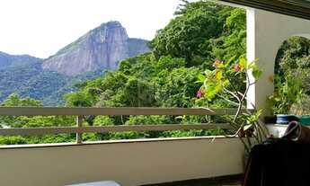 Imagem 3: Vitória Régia - Vista Lagoa indevassada - 1 por andar - Hall entrada - Varanda - Sala ampl