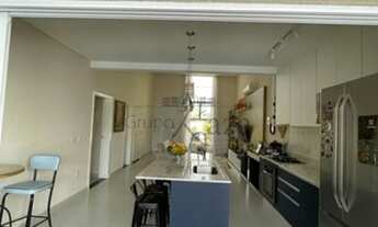 Imagem 4: Casa de condomínio à venda com 150m² com 3 quartos sendo 1 suíte