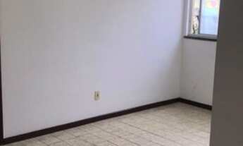 Imagem 2: Apartamento para venda tem 66 metros quadrados com 3 quartos em Trobogy - Salvador - BA