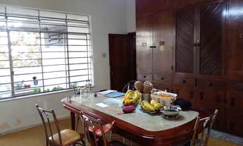 Imagem 4: Casa para venda possui 253 m² em Serra - Belo Horizonte - MG