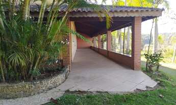 Imagem 2: Sítio para Venda em Mogi das Cruzes, Taiaçupeba, 4 dormitórios, 3 banheiros, 8 vagas