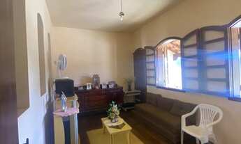 Imagem 3: Casa em lote com área de 840 m² no centro de Mateus Leme/MG