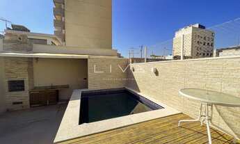 Imagem 3: Cobertura triplex completamente reformada na quadra da praia do Leblon!