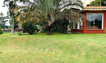 Imagem 7: Casa em condomínio, 3 dormitórios (1 suite). Área total 2.853 m2. Área construída 350 m2