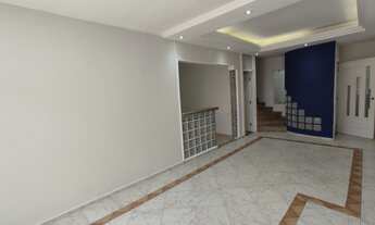 Imagem 4: Excelente sobrado com edícula para venda, com 400m2, no Jardim Santana em Araçatuba.- SP