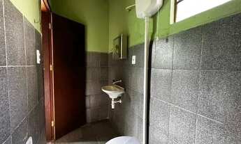 Imagem 2: Casa a 5 minutos de condução até o mercadão de madureira (longe de comunidade