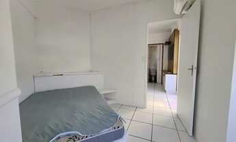Imagem 3: Apartamento com 1 dormitório para alugar, 35 m² por R$ 2.373,57/mês - Centro - Florianópol