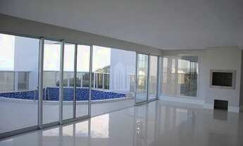 Imagem 4: Cobertura duplex com piscina de frente para o mar no Ibiza Towers em Balneário Camboriú