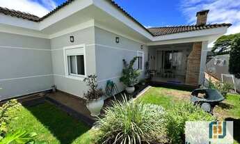 Imagem 2: Casa mobiliada para venda e locação no Alphasitio Tamboré