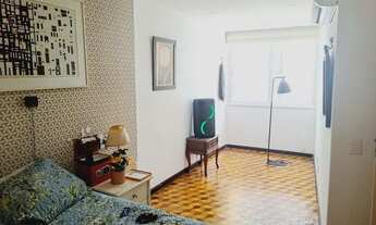 Imagem 2: Apartamento para venda possui 84 metros quadrados com 3 quartos em Copacabana - Rio de Jan